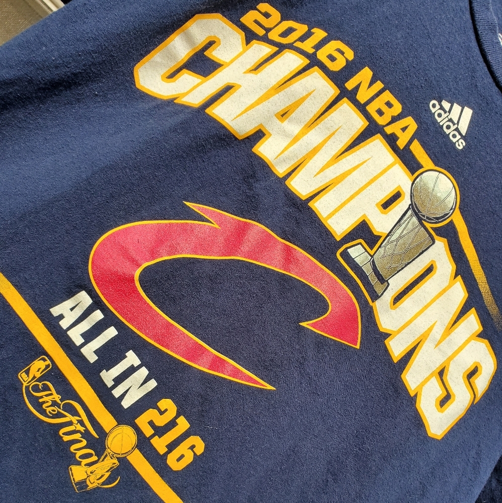 Adidas 2016 Cleveland Cavaliers NBA Championship T-Shirt - M